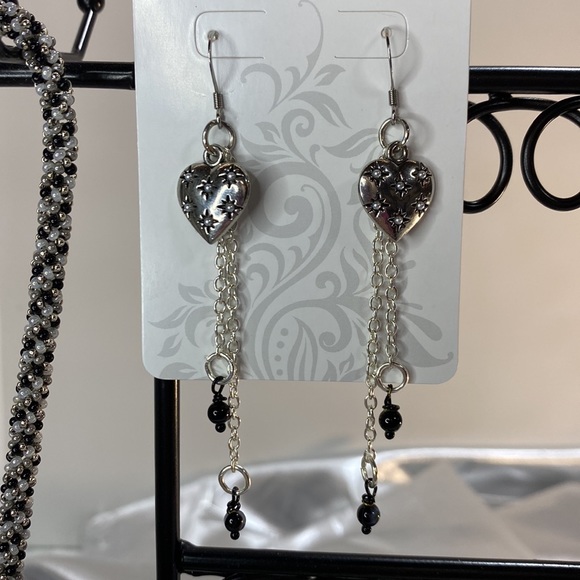 NEW!  BLACK, GRAY, & SILVER Heart Jewelry Set by Jewelry From the Heart - Picture 4 of 9